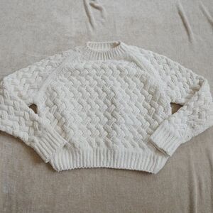 Kendall + Kylie White Chunky Knit Sweater Size Small